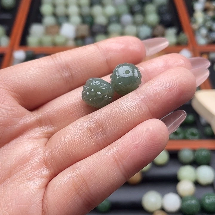 和田玉（糖玉）未镶嵌珠宝半成品