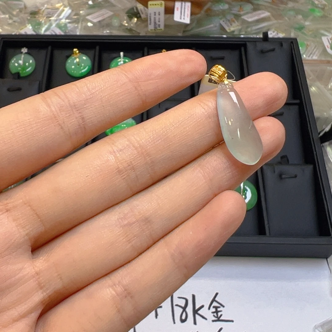 翡翠18K金镶嵌吊坠(不含链)