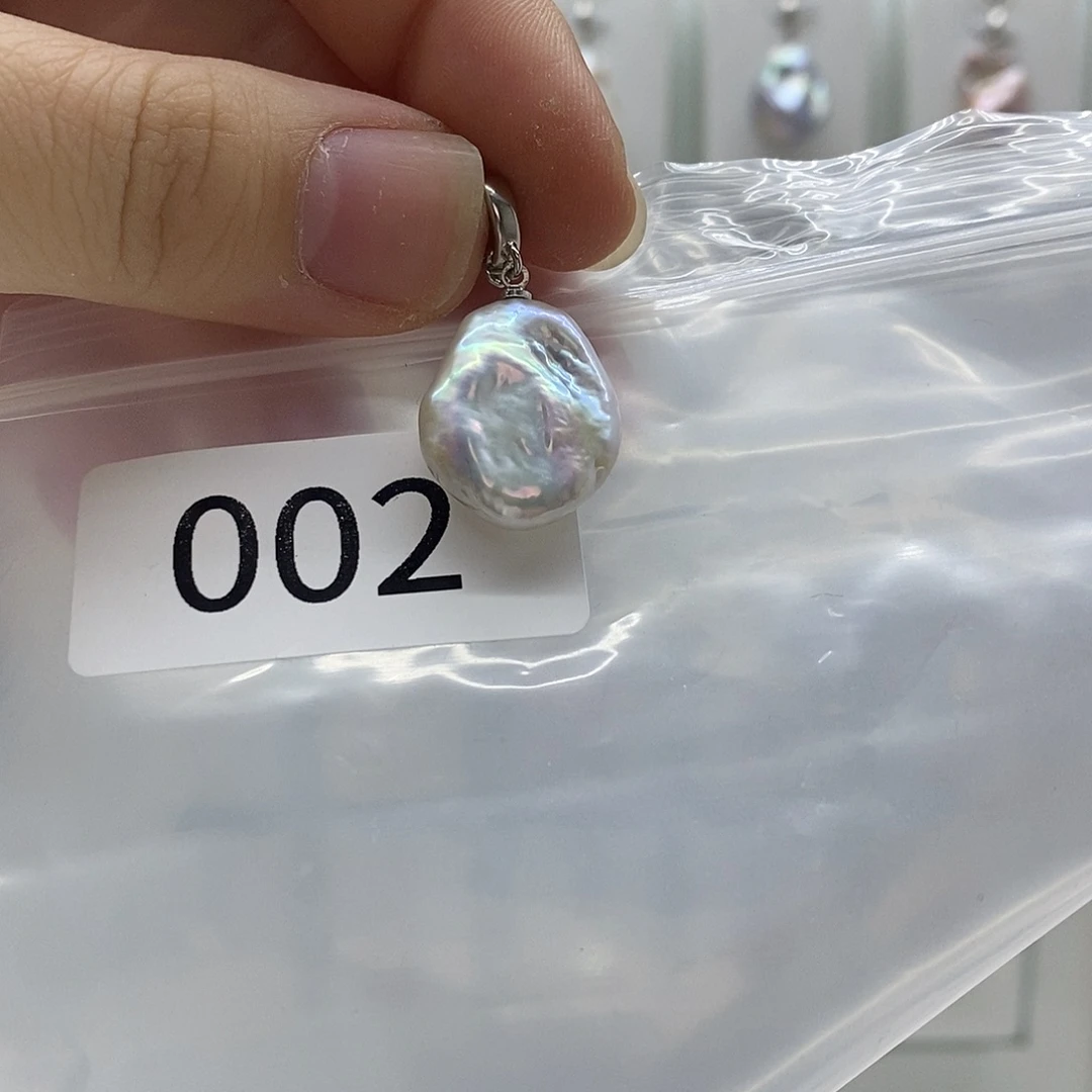 合金淡水珍珠颈饰