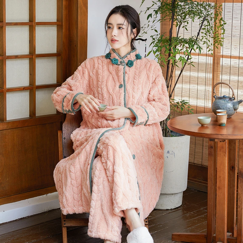 松子壳秋冬季珊瑚绒睡衣女法兰绒睡袍加绒加厚保暖长款套装家居服