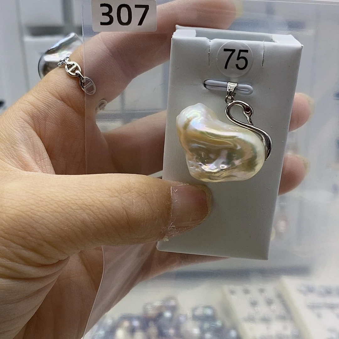 颈饰合金淡水珍珠
