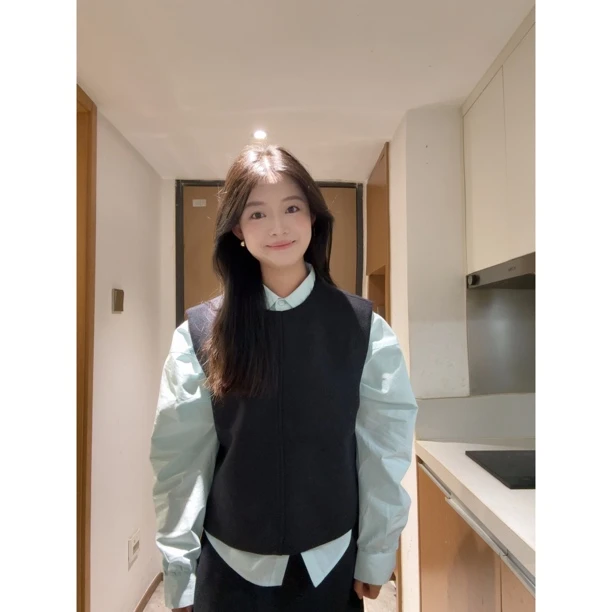 【欧尼套装】羊毛背心马甲半裙套装超显瘦～