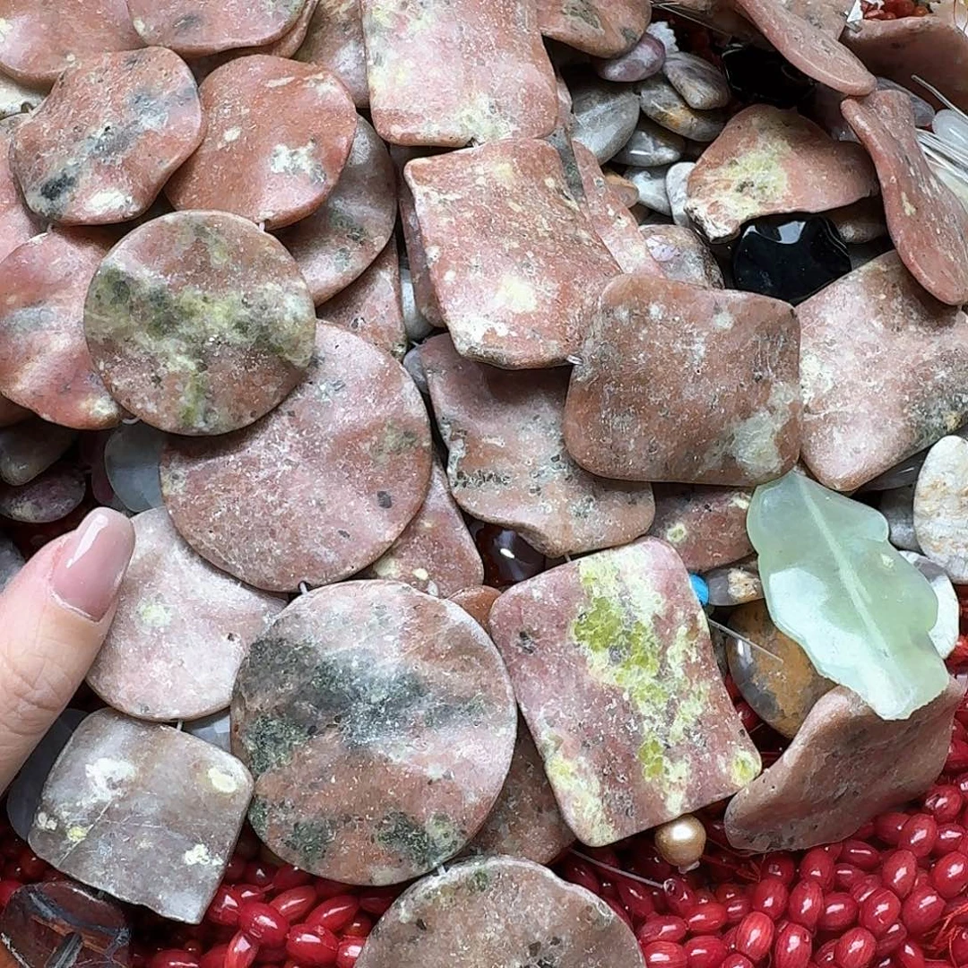 玛瑙/玉髓合金珠宝半成品一条老矿梅花玉