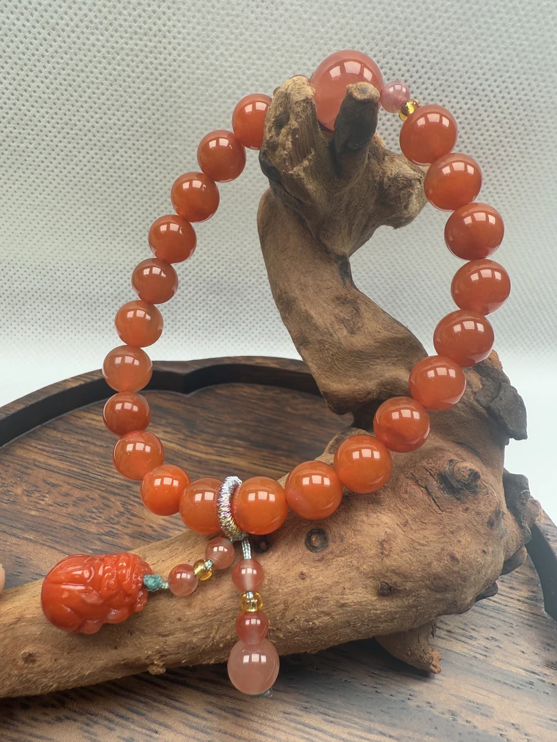 天然原矿南红玛瑙柿子貔貅圆珠卡8m手串单圈多样性发货