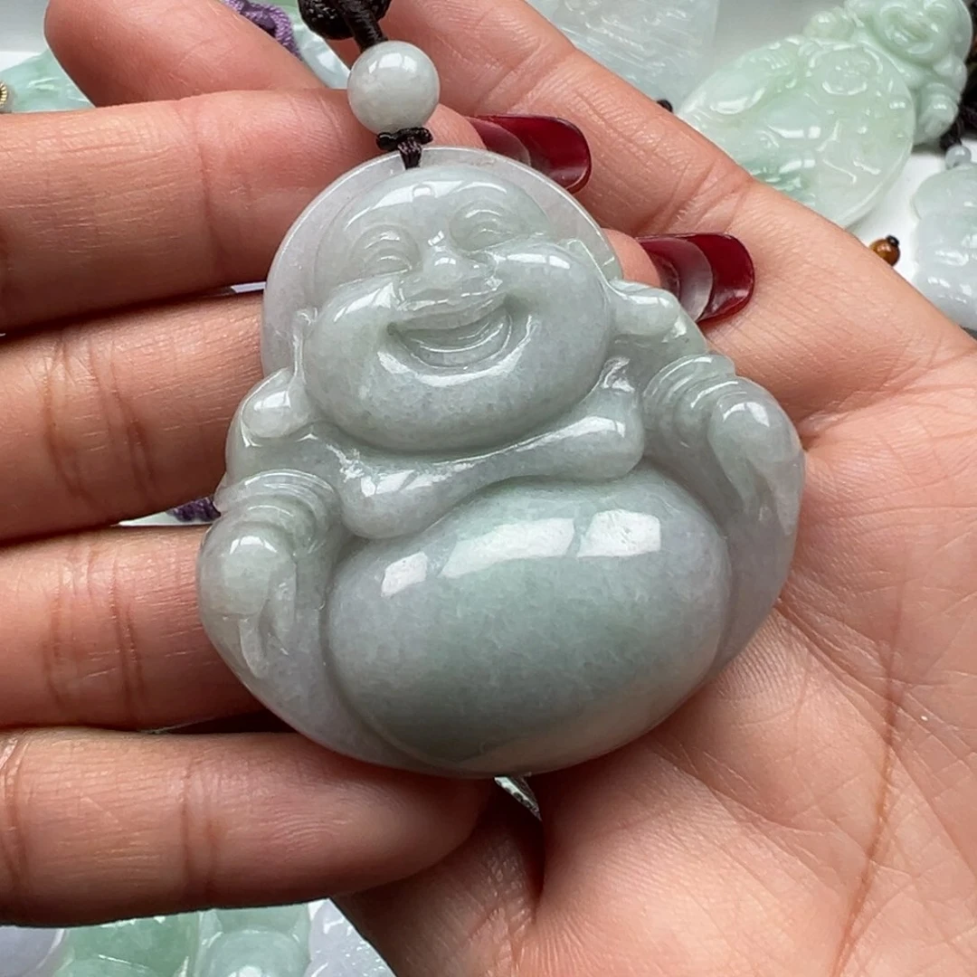 翡翠颈饰未镶嵌佛公