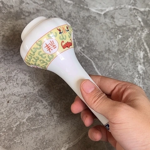 陶瓷蒜头瓶一个陶瓷