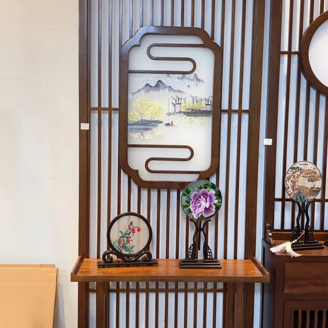 木（非红木类）苏绣淡泊宁静屏风