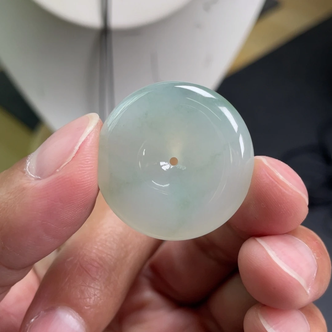 翡翠未镶嵌颈饰29.0*5.8