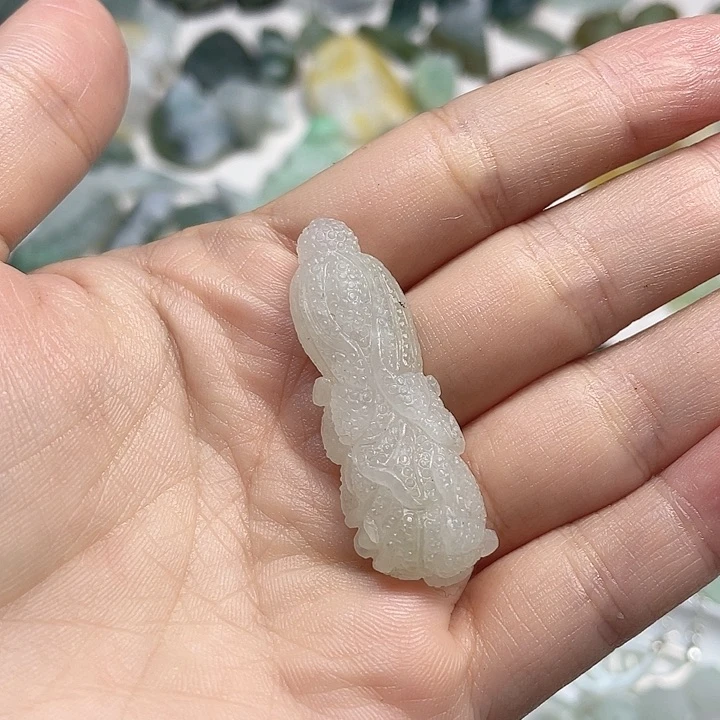 定制翡翠未镶嵌翡翠
