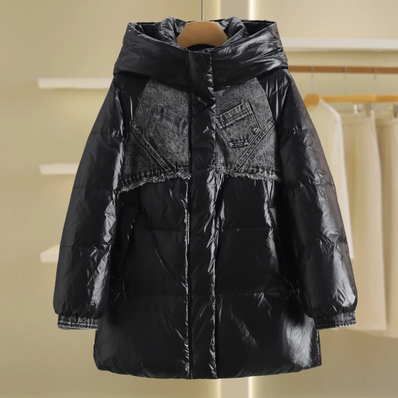 【伍莎-自营】设计感拼接牛仔连帽立领羽绒服#QLM48H053