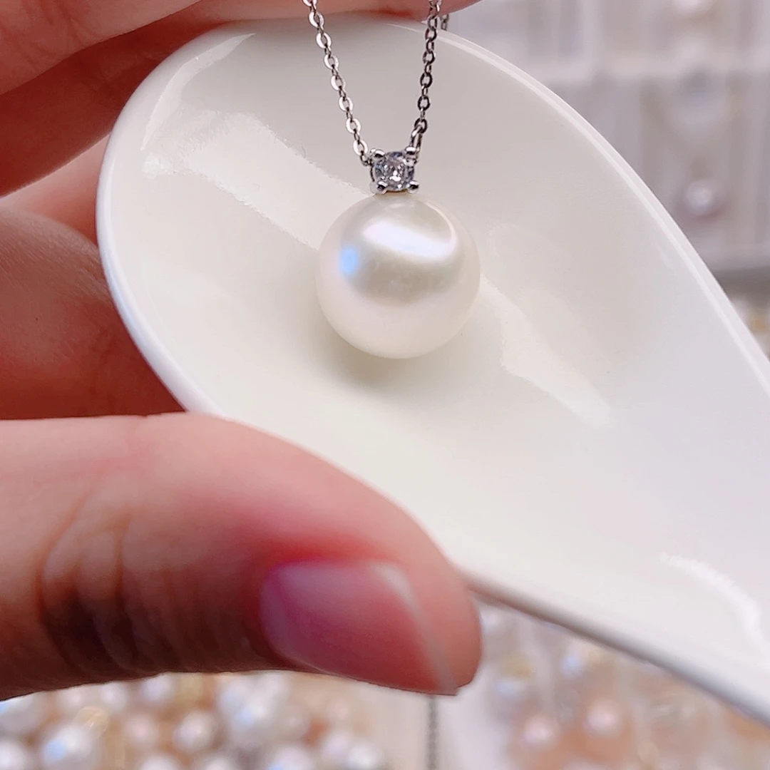 未镶嵌淡水珍珠吊坠(赠链)