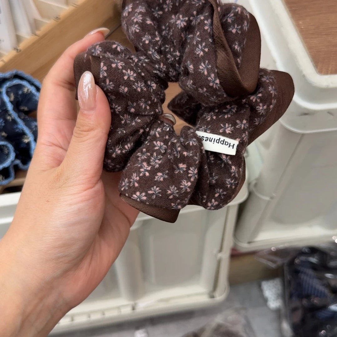 皮质铁合金咖色碎花肠圈