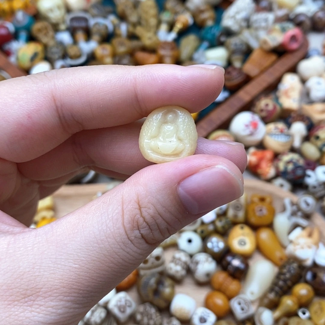 燕****驼骨其他配饰配件