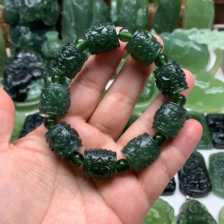 蛇纹石玉颈饰未镶嵌选****力