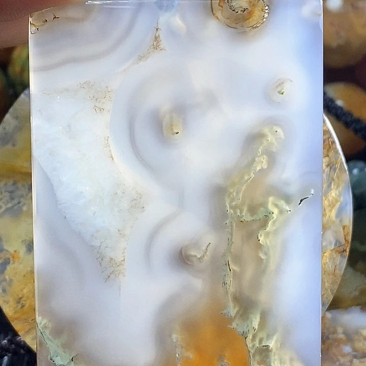 凤***1玛瑙/玉髓未镶嵌颈饰