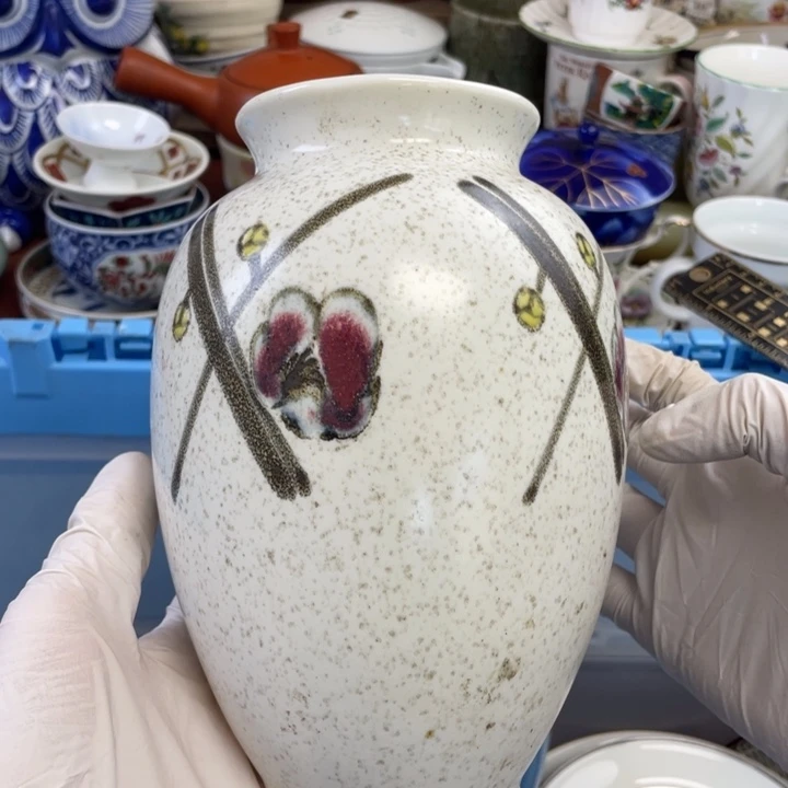 他家瓷器真美…开播了