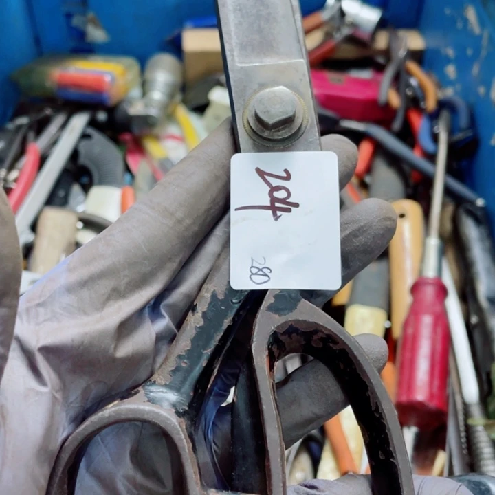 阿***青家用工具五金配件