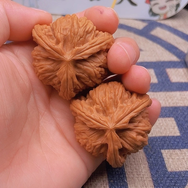 吊坠文玩核桃武*行三棱