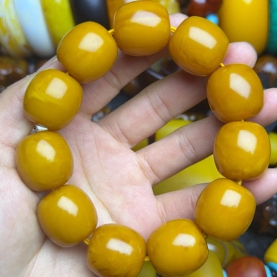 琥珀未镶嵌手链蜜蜡