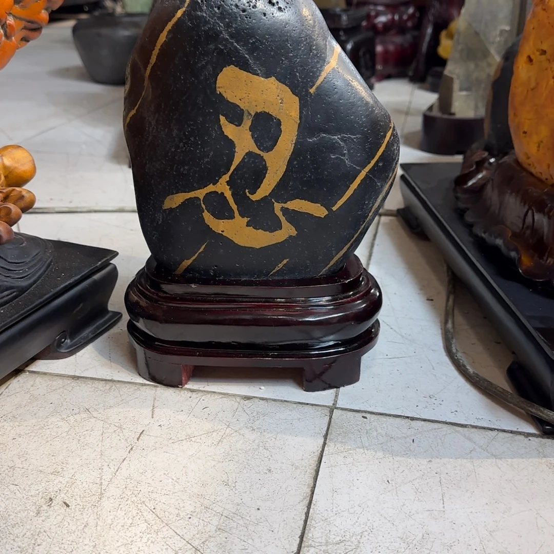 金纹石忍奇石摆件