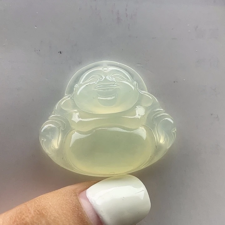 岫玉未镶嵌颈饰佛公