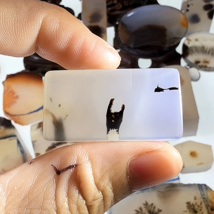 玛瑙/玉髓未镶嵌珠宝半成品