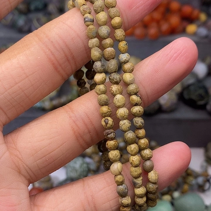 未镶嵌玛瑙/玉髓珠宝奇石