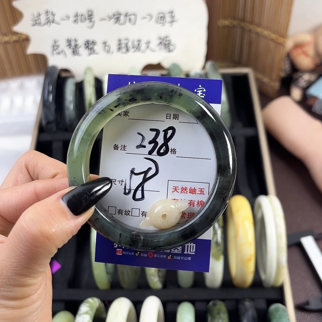 蛇纹石玉手镯未镶嵌妮****y