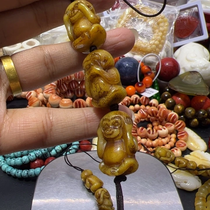 大果紫檀（缅甸花梨）三支猴子