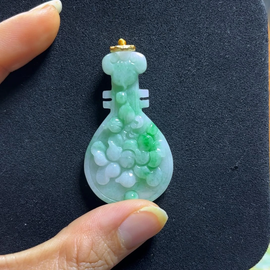 翡翠未镶嵌颈饰天然翡翠