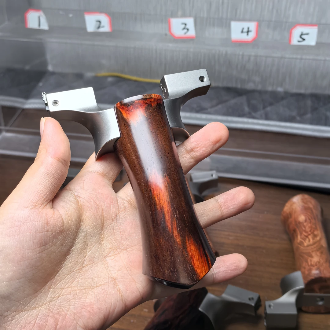 龙齿大红酸枝把手大威力准适合成年人户外比赛