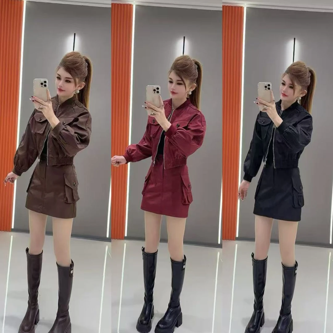 精品8603 时尚百搭双兜工装单拉链短外套 加 双兜高腰短裙 两件套