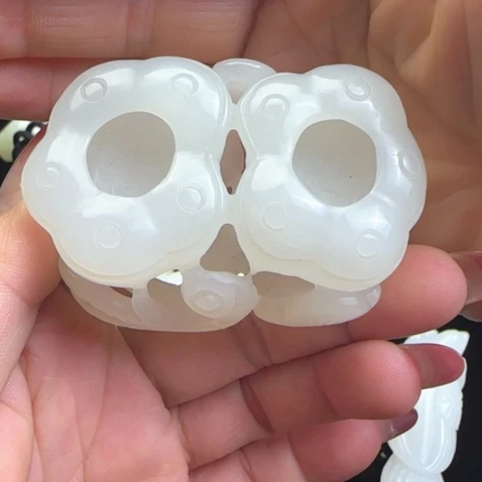 和田玉（糖玉）未镶嵌颈饰