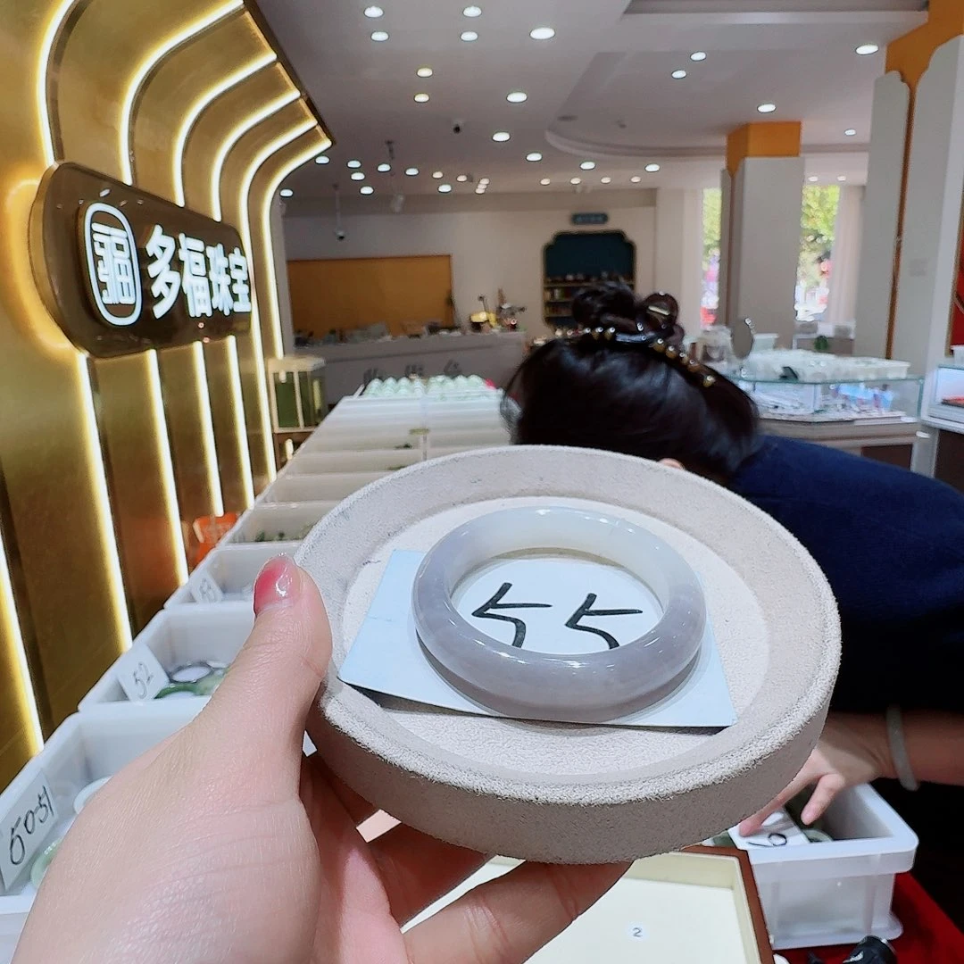 和田玉未镶嵌手镯240