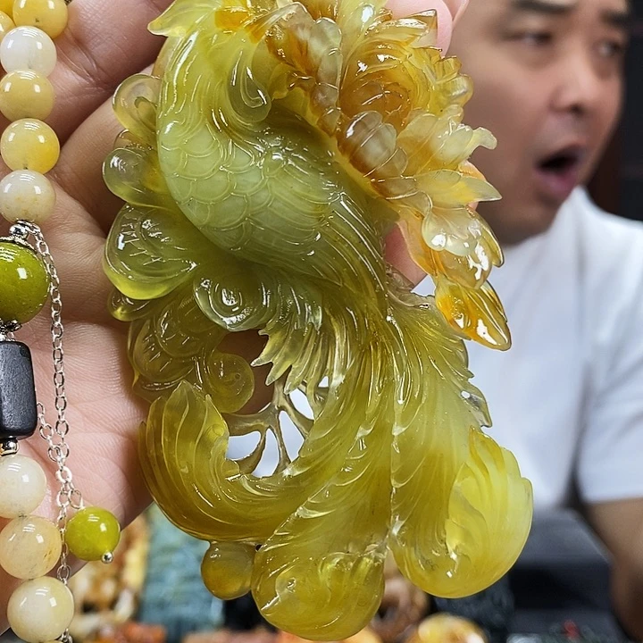 蛇纹石玉未镶嵌吊坠