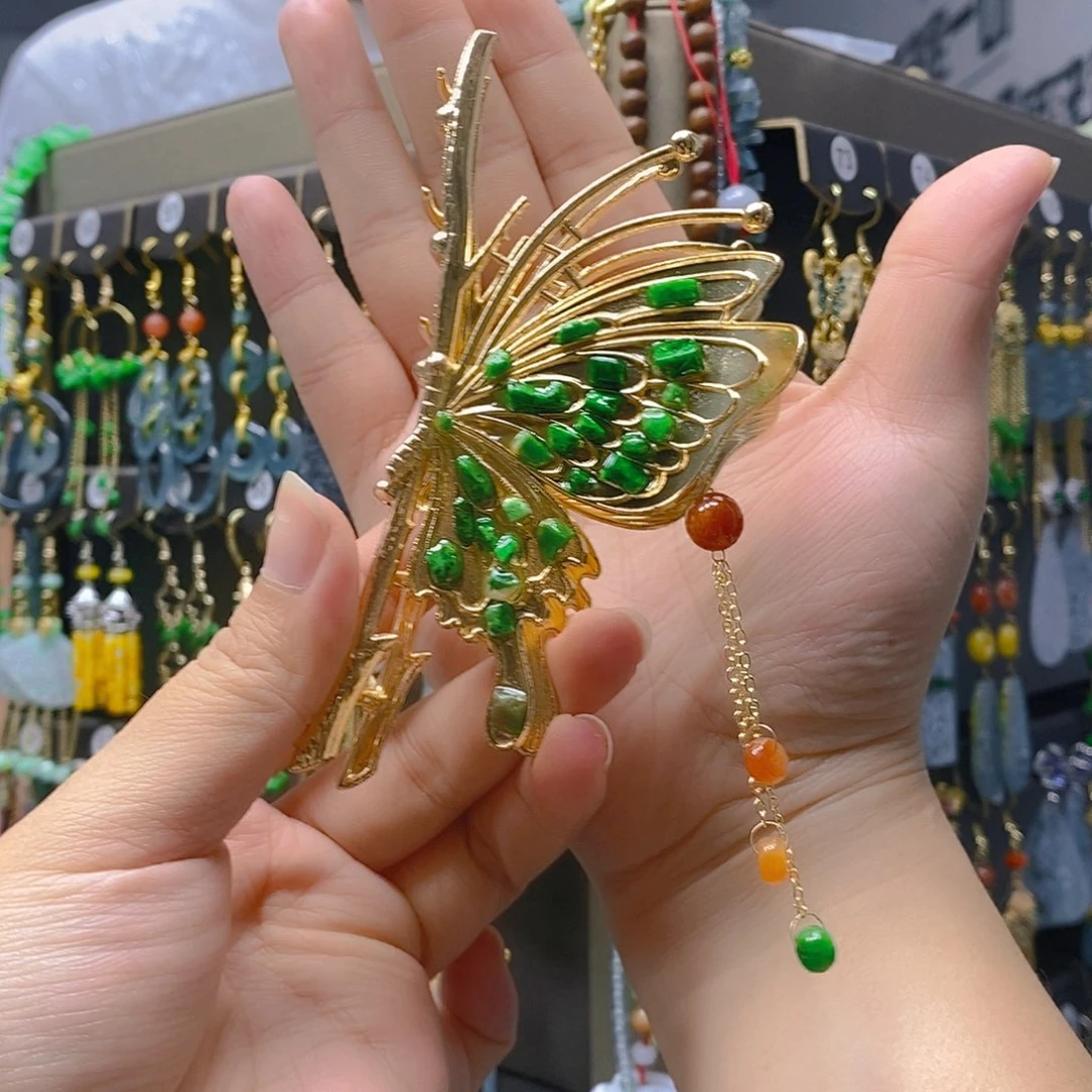 未镶嵌翡翠耳饰翡翠