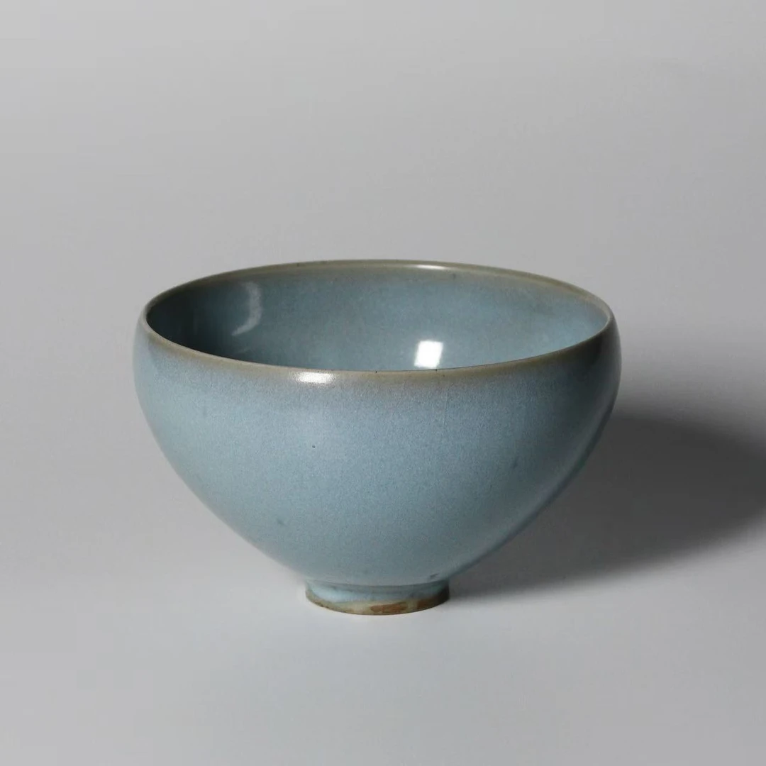 （13）天蓝釉鸡心盏