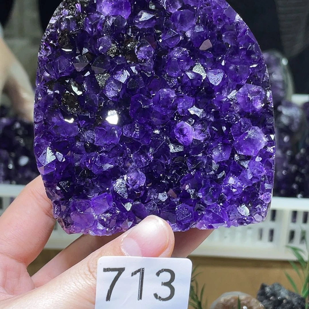 未镶嵌水晶珠宝半成品