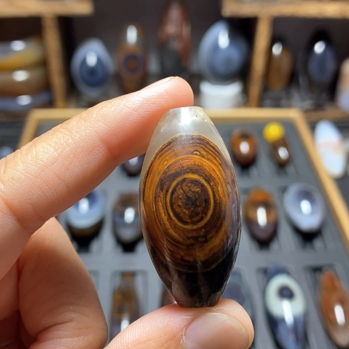 玛瑙/玉髓未镶嵌珠宝半成品