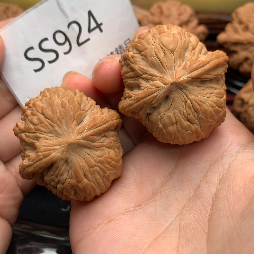 把件文玩核桃全品绣球41