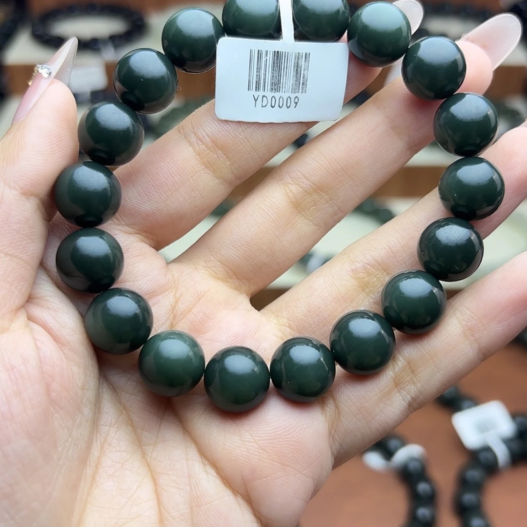 和田玉未镶嵌手串