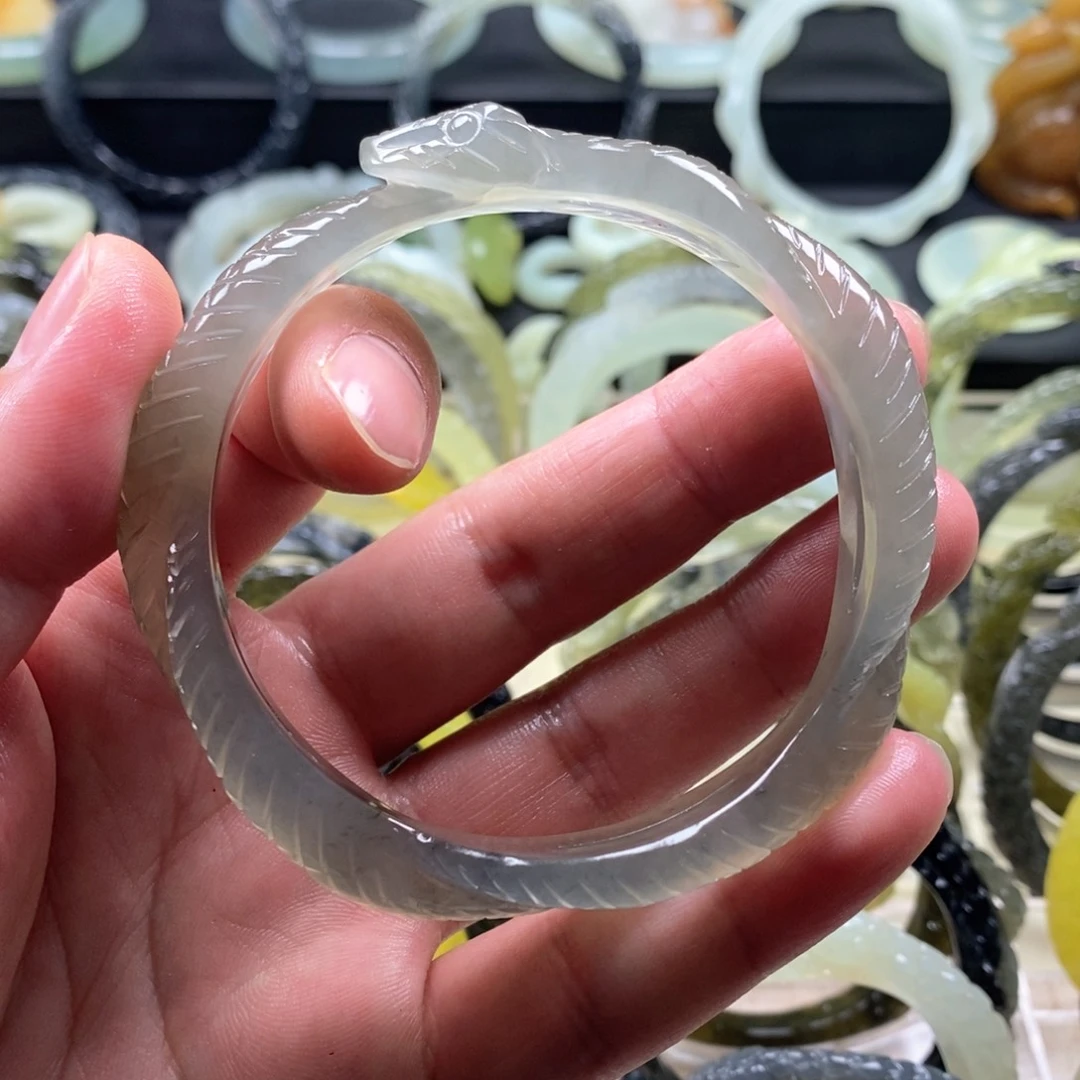 岫玉手镯未镶嵌手镯