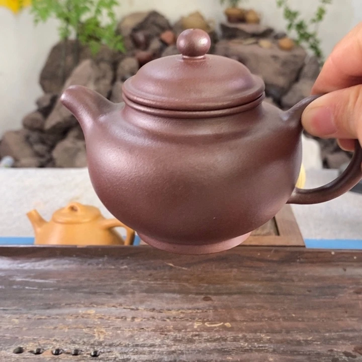 紫砂茶壶游**水纯石红多汁200左右的容量全手微微瑕