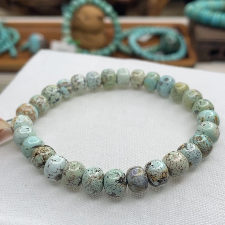 绿松石未镶嵌珠宝