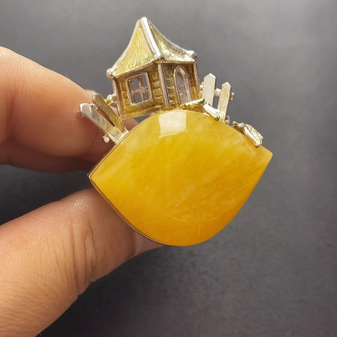 琥珀未镶嵌裸石戒指