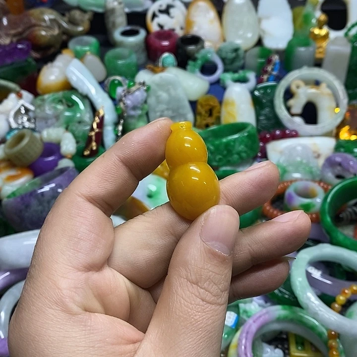 颈饰未镶嵌翡翠官方正规军回血放漏