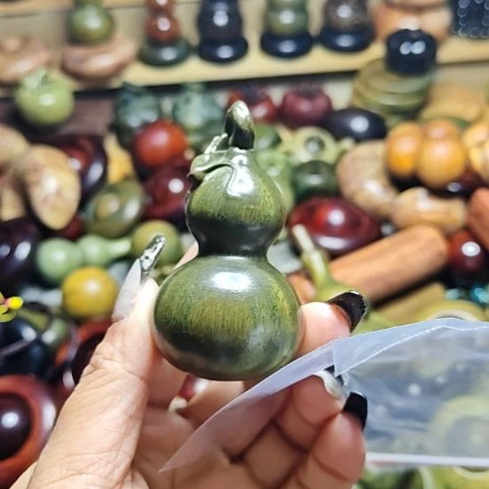 奔***人香榧木绿檀木葫芦
