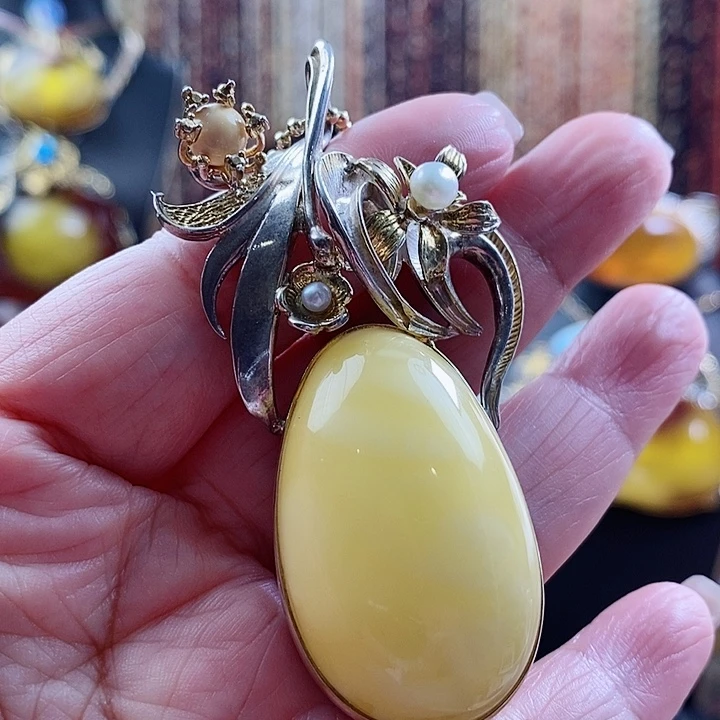 琥珀颈饰银S925镶嵌吊坠