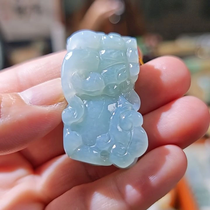 颈饰未镶嵌翡翠一