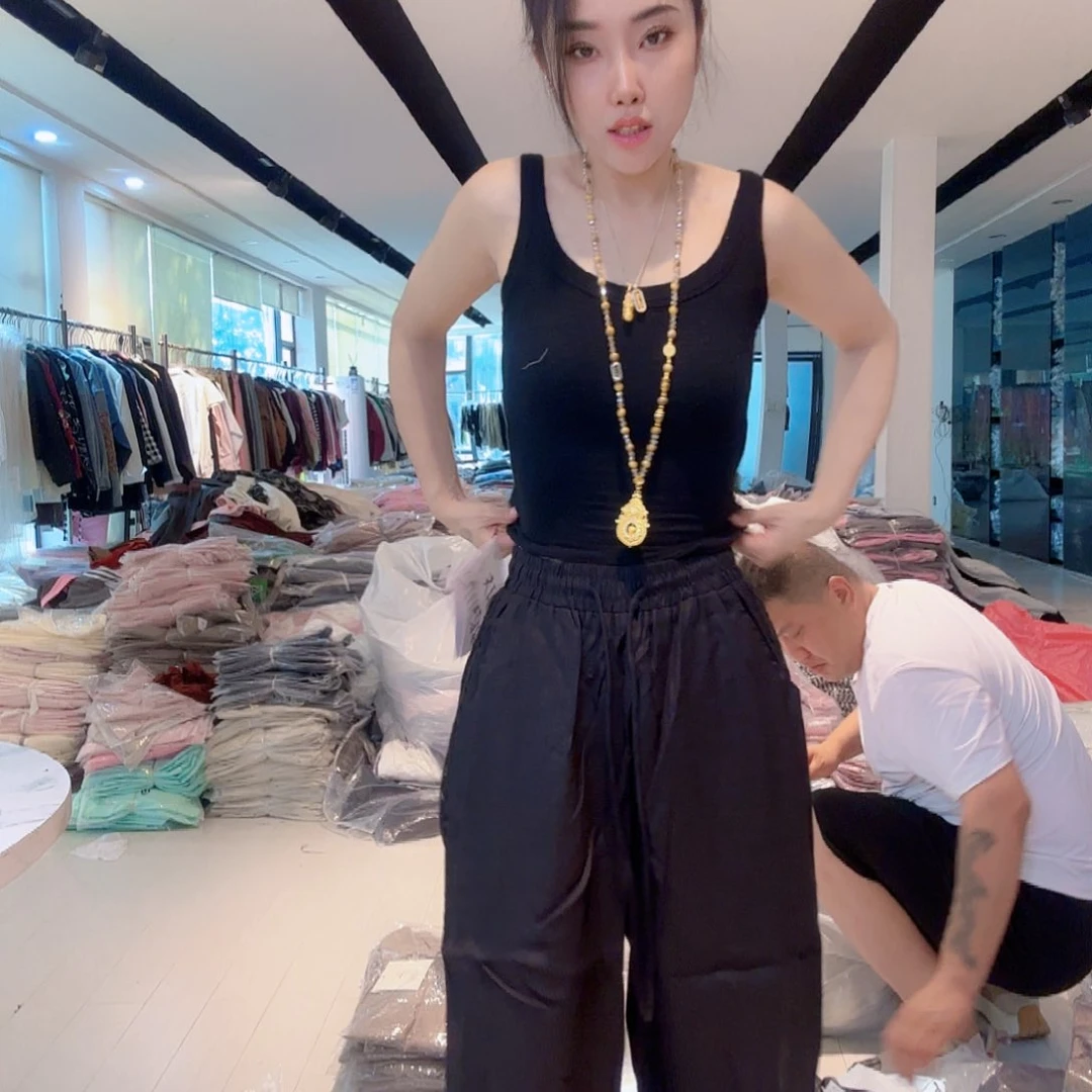 亚麻黑色裤子125斤